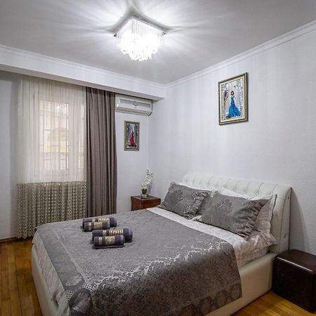 Cozy Apartment On Kostava Tiflis Dış mekan fotoğraf