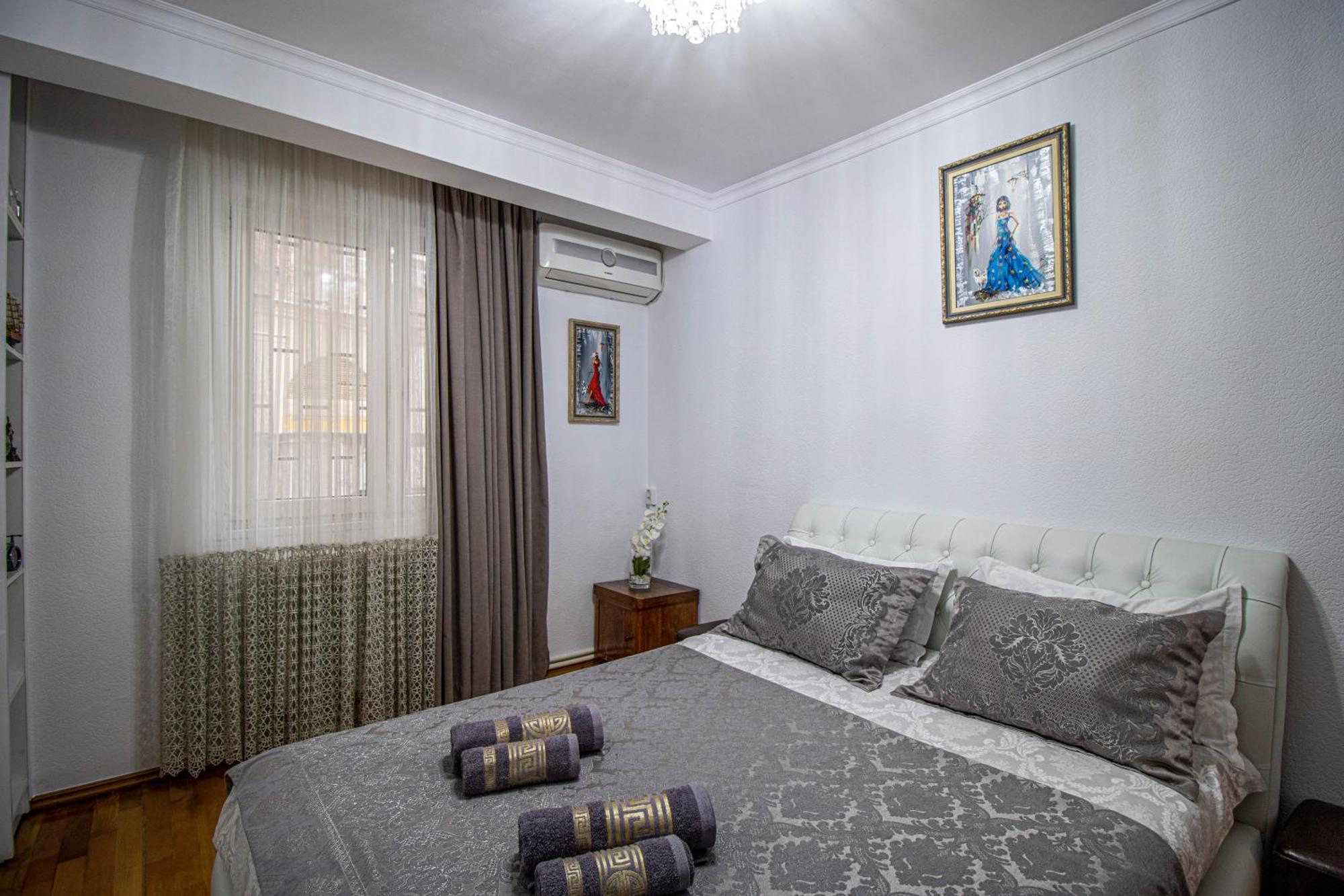 Cozy Apartment On Kostava Tiflis Dış mekan fotoğraf